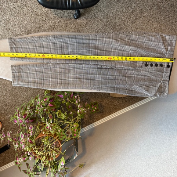 Express - tapered trousers - Picture 2 of 7